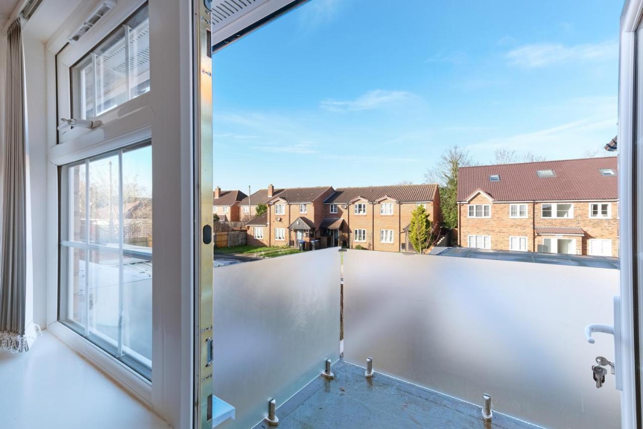 Pinewood Studios, Iver Slough Heathrow 1 & 2 Bedroom Apartments With Parking By Arista Living Εξωτερικό φωτογραφία